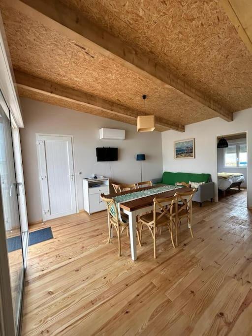Maison Chalet 200 M De La Plage Climatisation Et Wifi Gruissan Kültér fotó