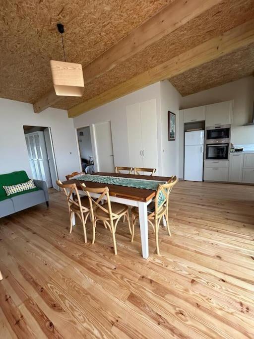 Maison Chalet 200 M De La Plage Climatisation Et Wifi Gruissan Kültér fotó