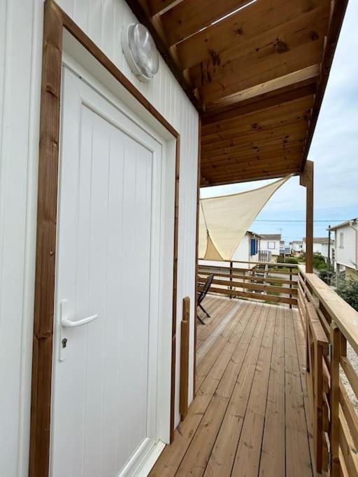 Maison Chalet 200 M De La Plage Climatisation Et Wifi Gruissan Kültér fotó