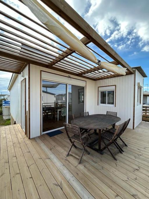 Maison Chalet 200 M De La Plage Climatisation Et Wifi Gruissan Kültér fotó