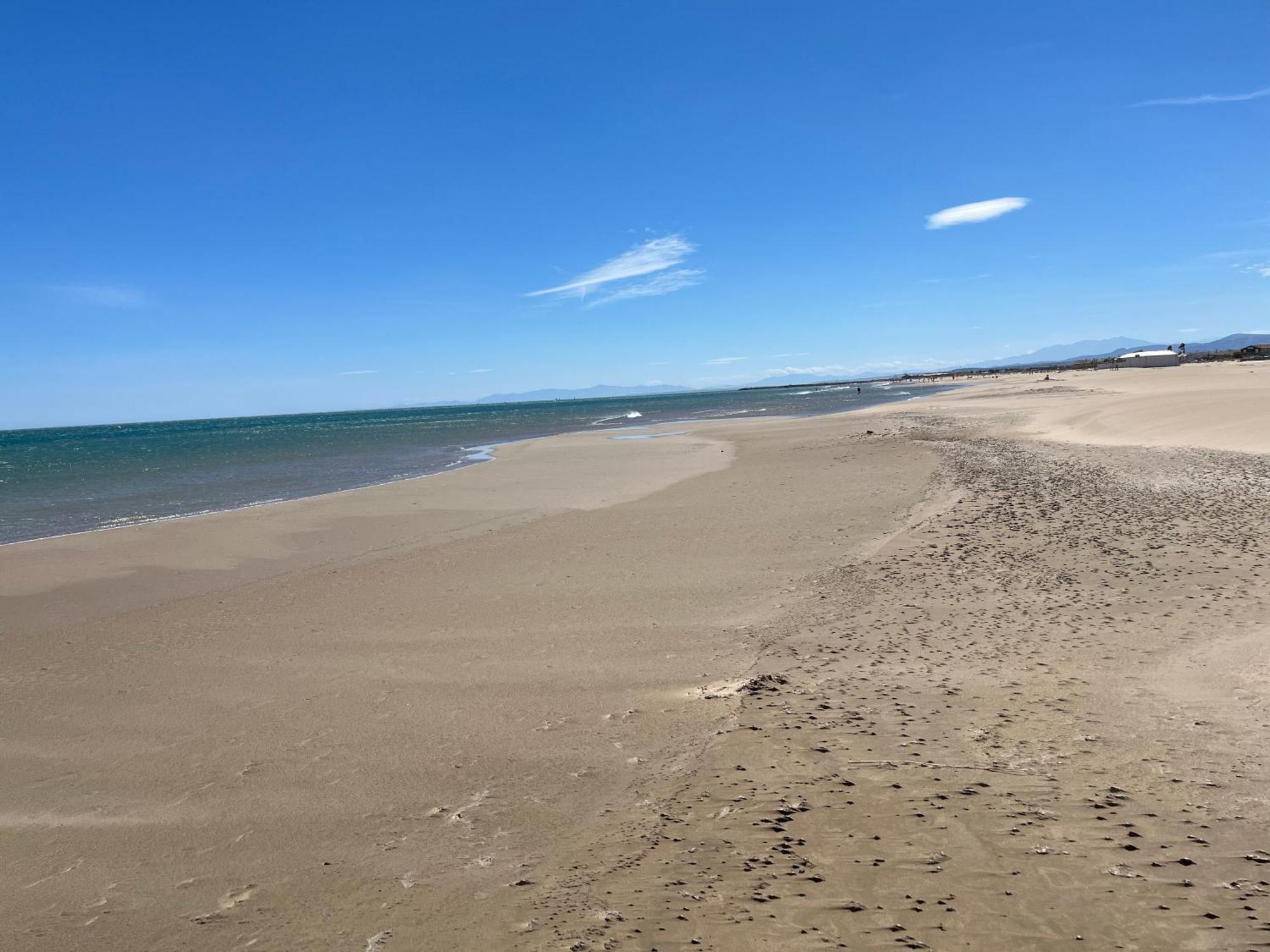 Maison Chalet 200 M De La Plage Climatisation Et Wifi Gruissan Kültér fotó
